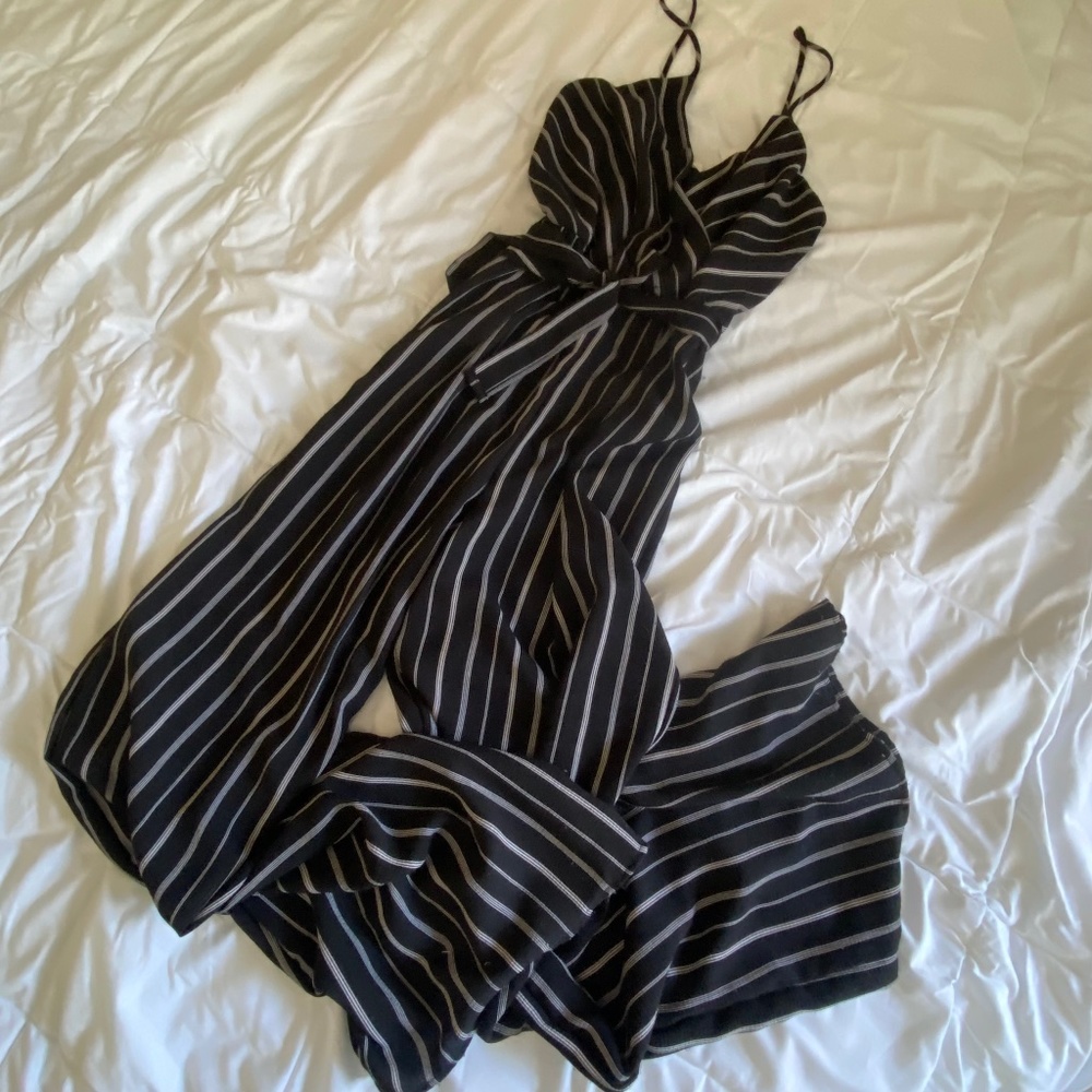 Striped Spaghetti Strap V-neck Jumpsuit w/Tie